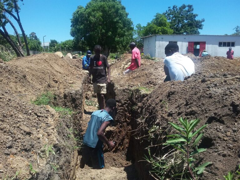 Mass Image Compressor Compressed this image. https://sourceforge.net/projects/icompress/ with Quality:66